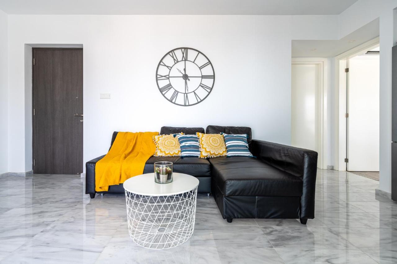 Oyster 1-Br Apt In Larnaca Exterior photo