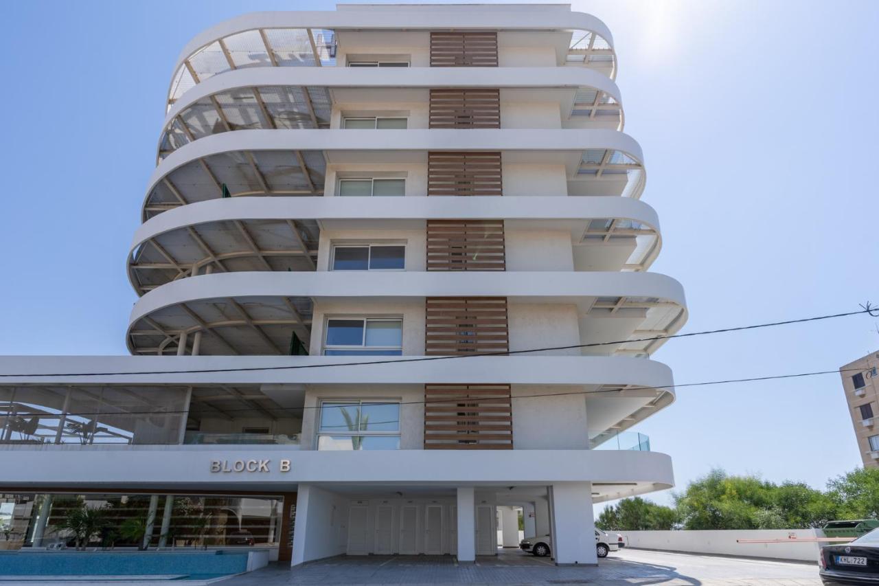 Oyster 1-Br Apt In Larnaca Exterior photo