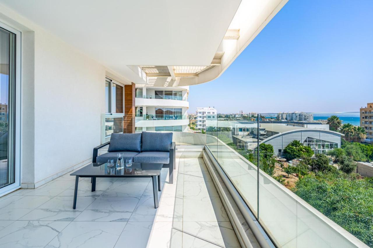 Oyster 1-Br Apt In Larnaca Exterior photo